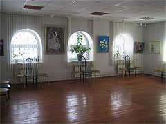 Выставочный зал в Музее наивного искусства/Exhibition hall in Moscow State Museum of Naive Art